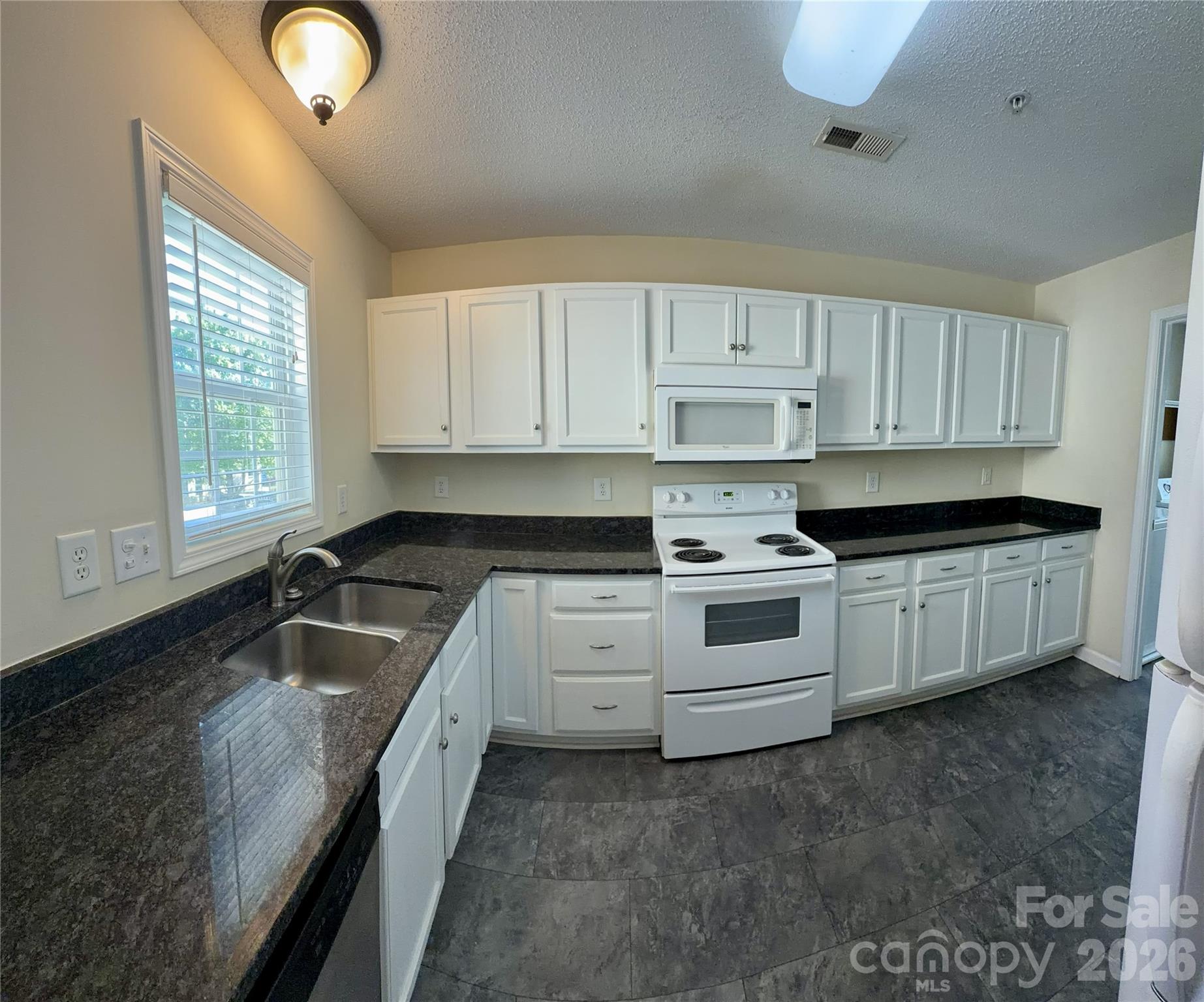 106 Locomotive Lane Mooresville NC 28115