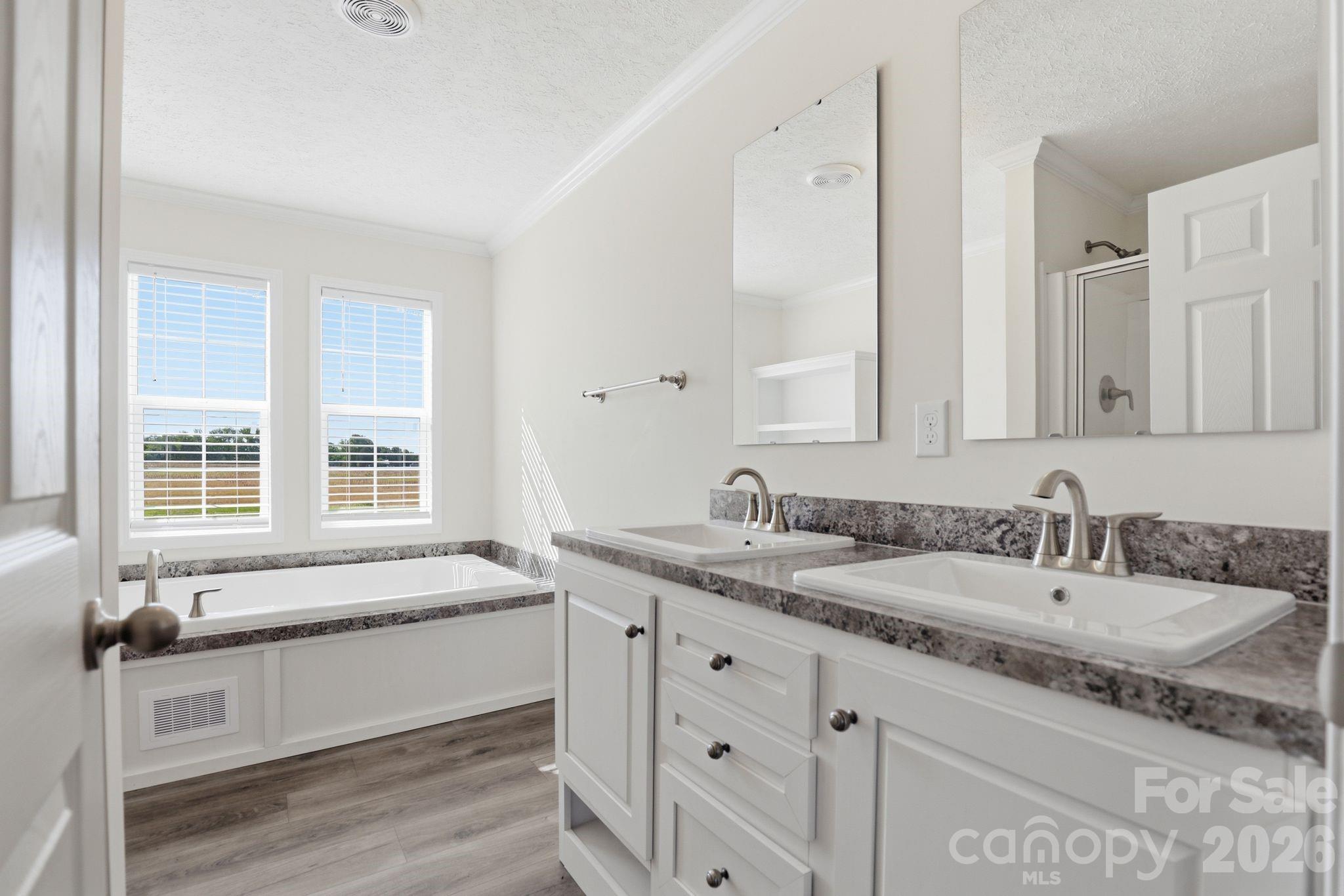 197 Burleson Point Woodleaf NC 27054