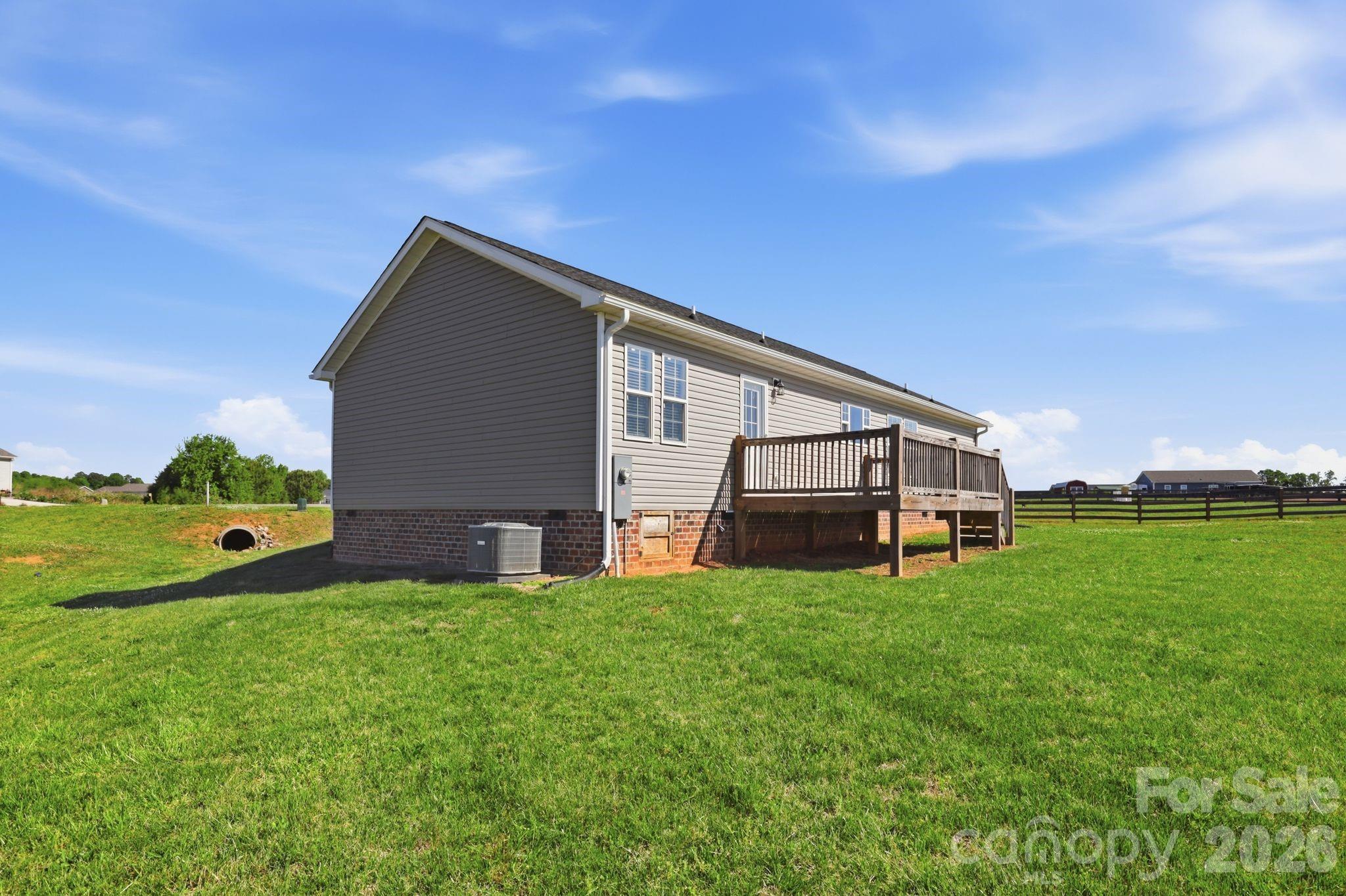 197 Burleson Point Woodleaf NC 27054