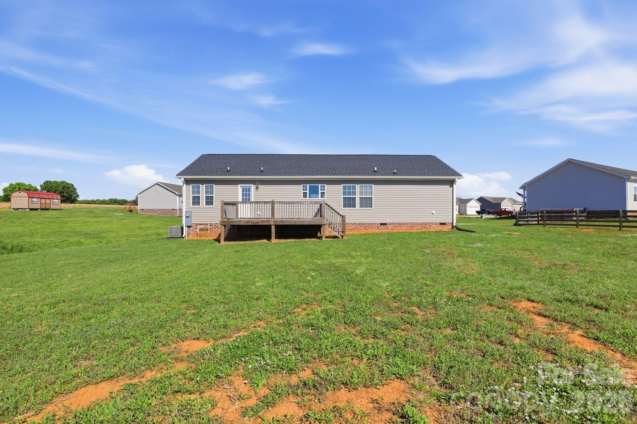 197 Burleson Point Woodleaf NC 27054