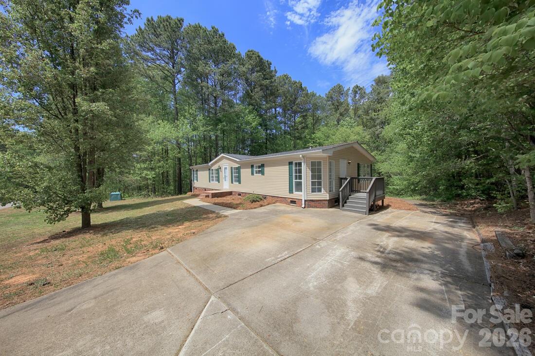 223 Ridge Creek Drive Troutman NC 28166