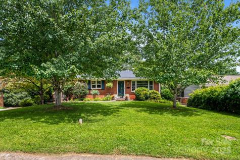 28 Woodgate Road Asheville NC 28806