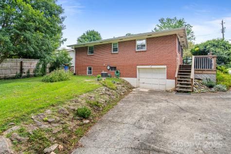 28 Woodgate Road Asheville NC 28806