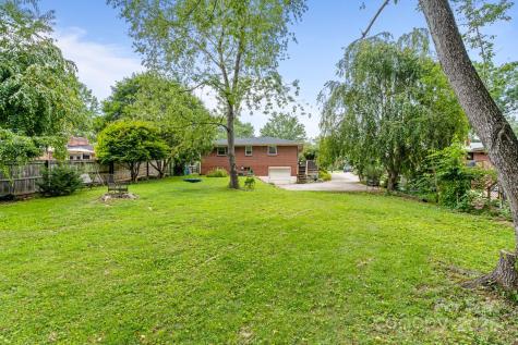 28 Woodgate Road Asheville NC 28806