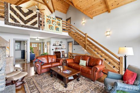 623 Mountain Vista Drive Nebo NC 28761