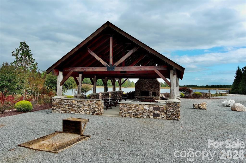 623 Mountain Vista Drive Nebo NC 28761