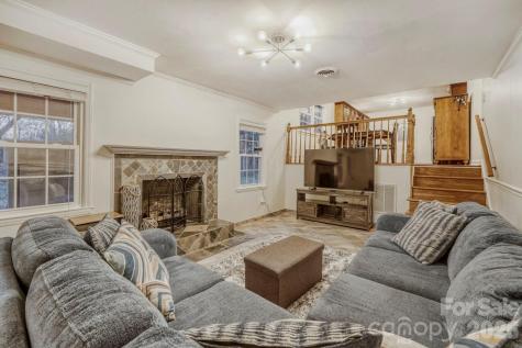1315 Shady Bluff Drive Charlotte NC 28211