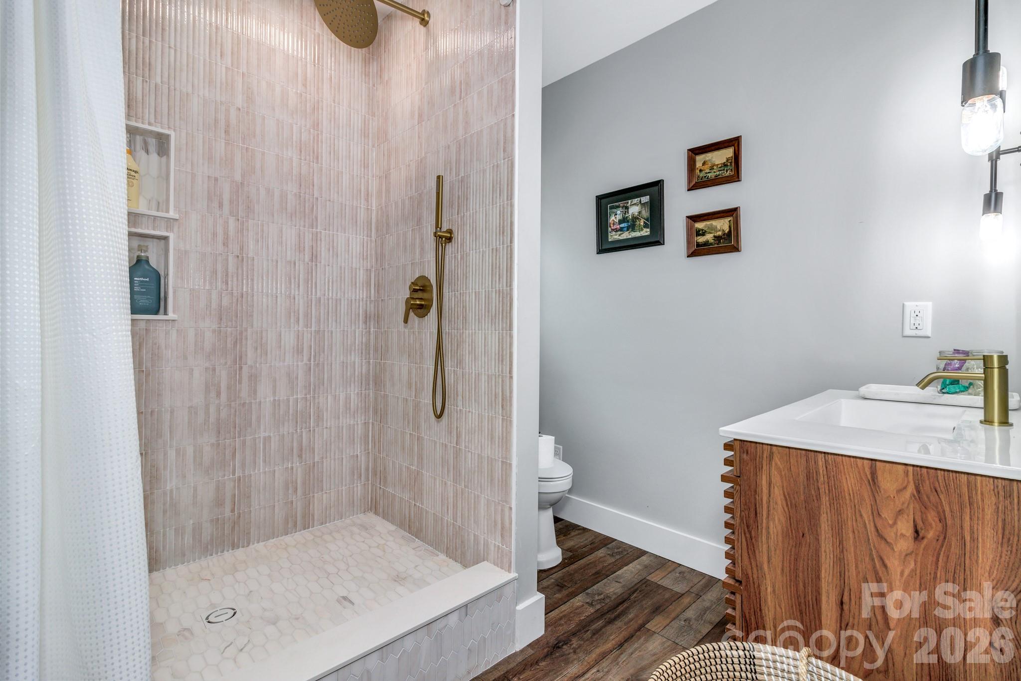 118 Vance Crescent Extension Asheville NC 28806