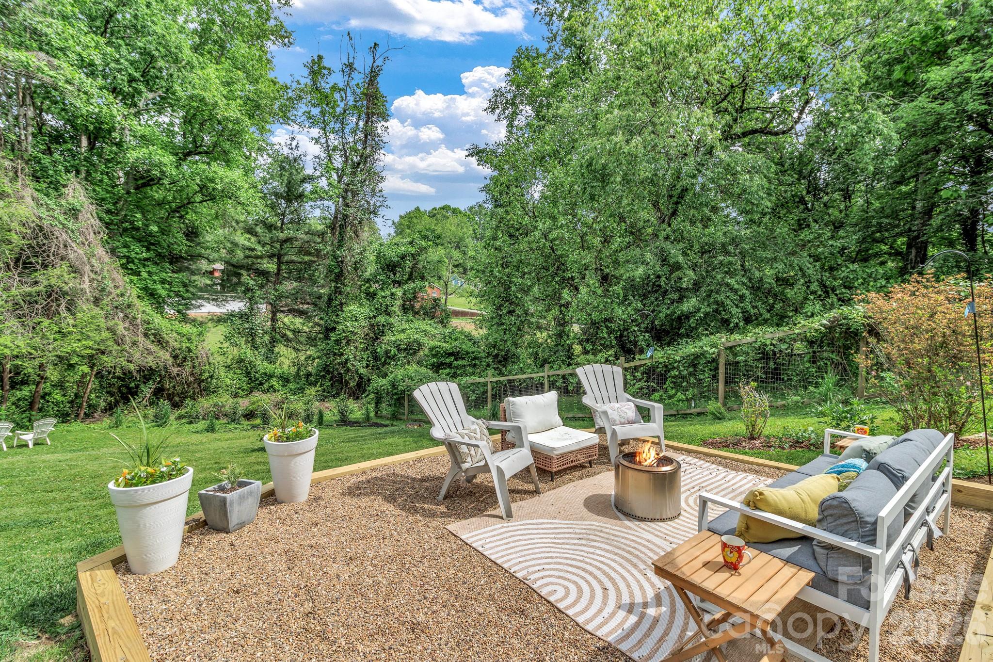 118 Vance Crescent Extension Asheville NC 28806