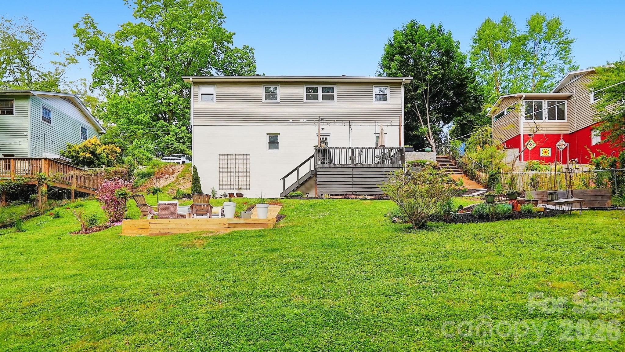 118 Vance Crescent Extension Asheville NC 28806