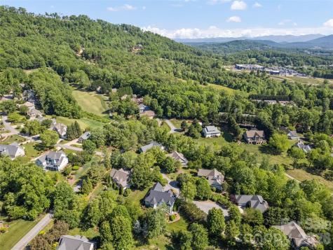 5 Split Creek Court Mills River NC 28759
