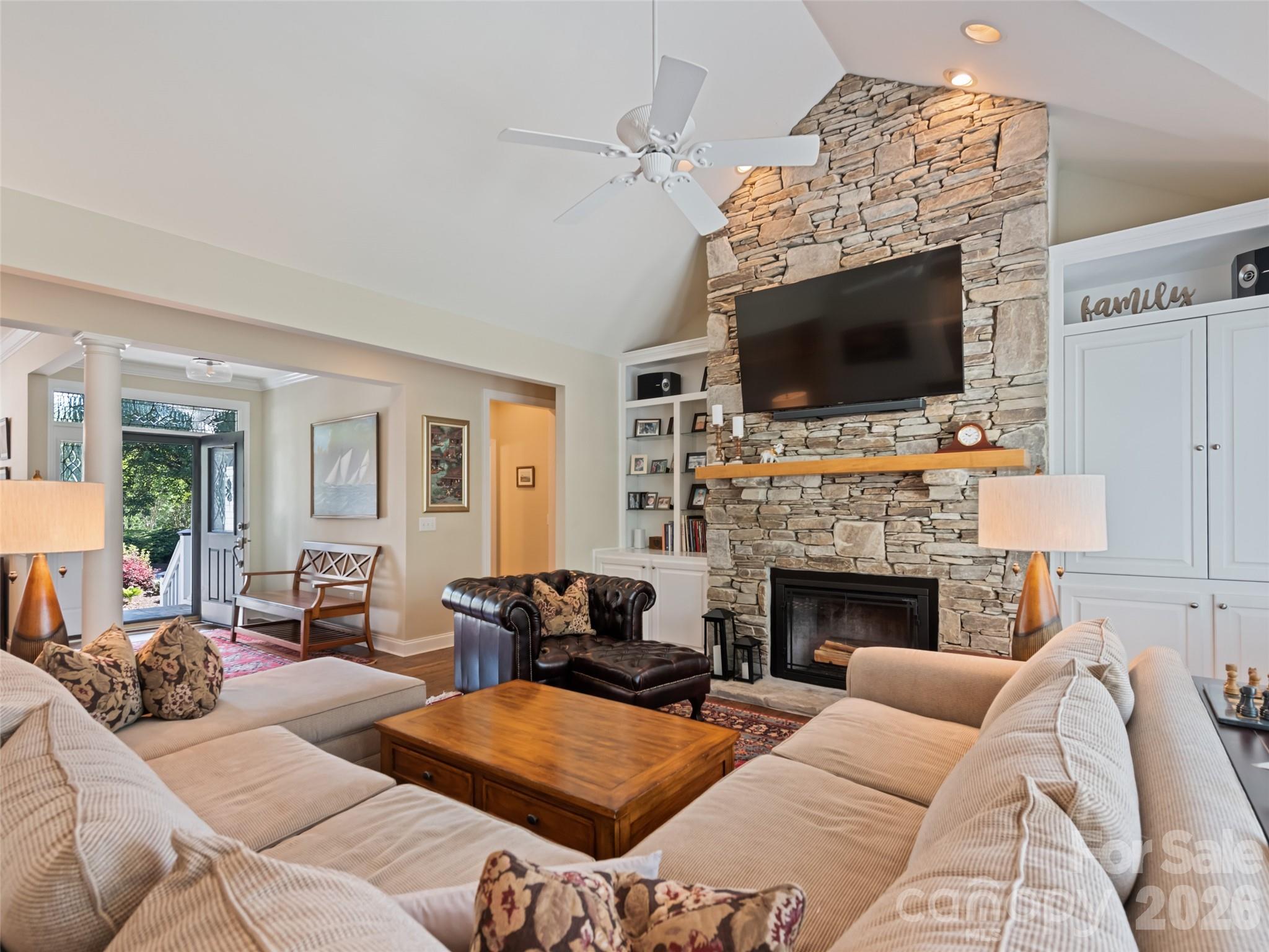 5 Split Creek Court Mills River NC 28759