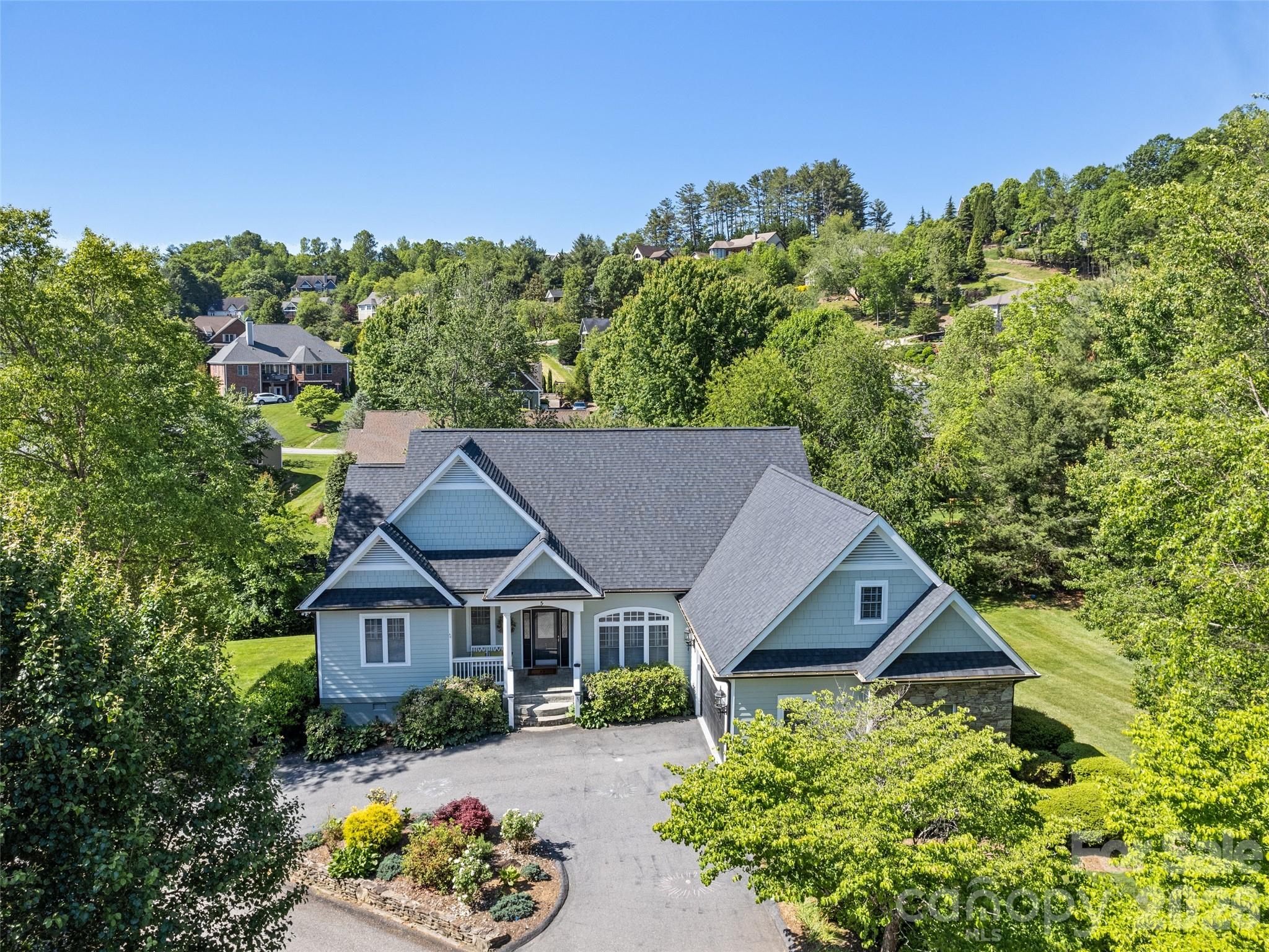 5 Split Creek Court Mills River NC 28759