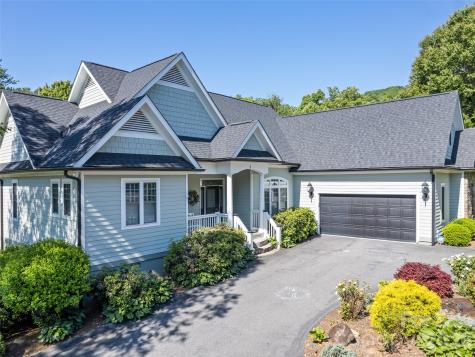 5 Split Creek Court Mills River NC 28759