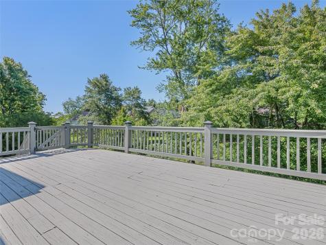 5 Split Creek Court Mills River NC 28759