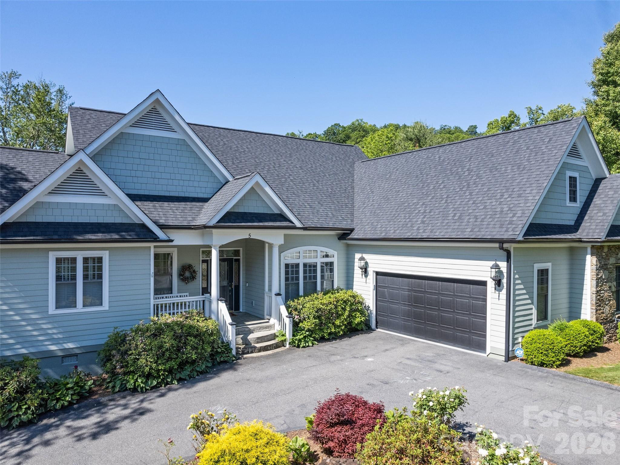 5 Split Creek Court Mills River NC 28759