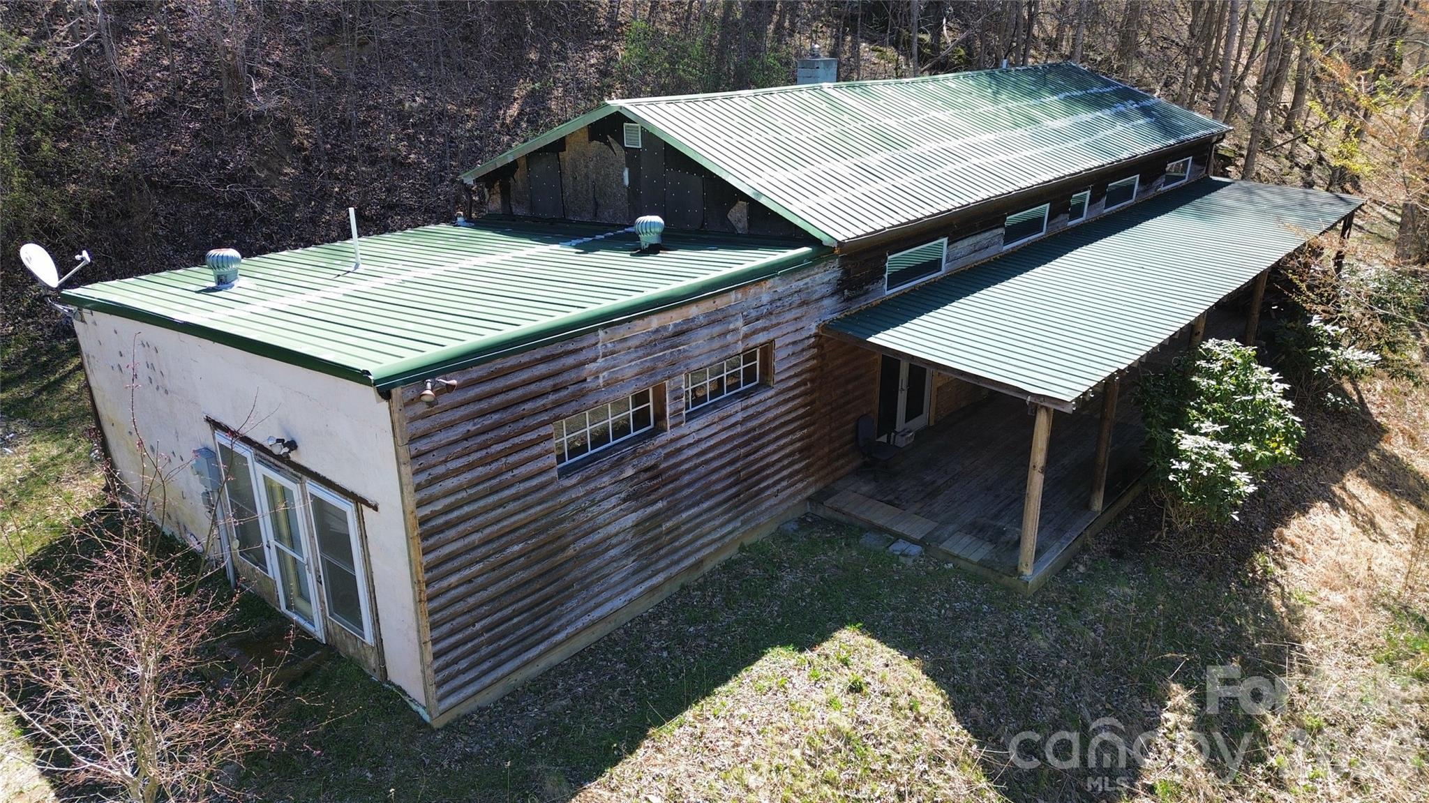 17619 Nc 209 Highway Hot Springs NC 28743