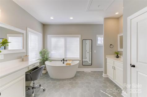 597 Aiken Road Asheville NC 28804