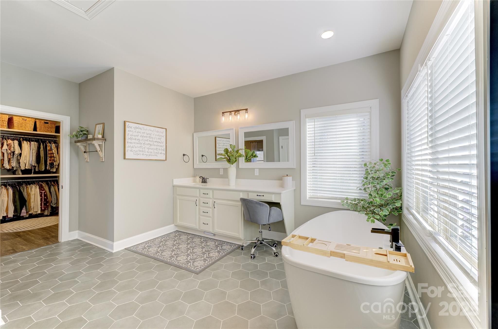 597 Aiken Road Asheville NC 28804