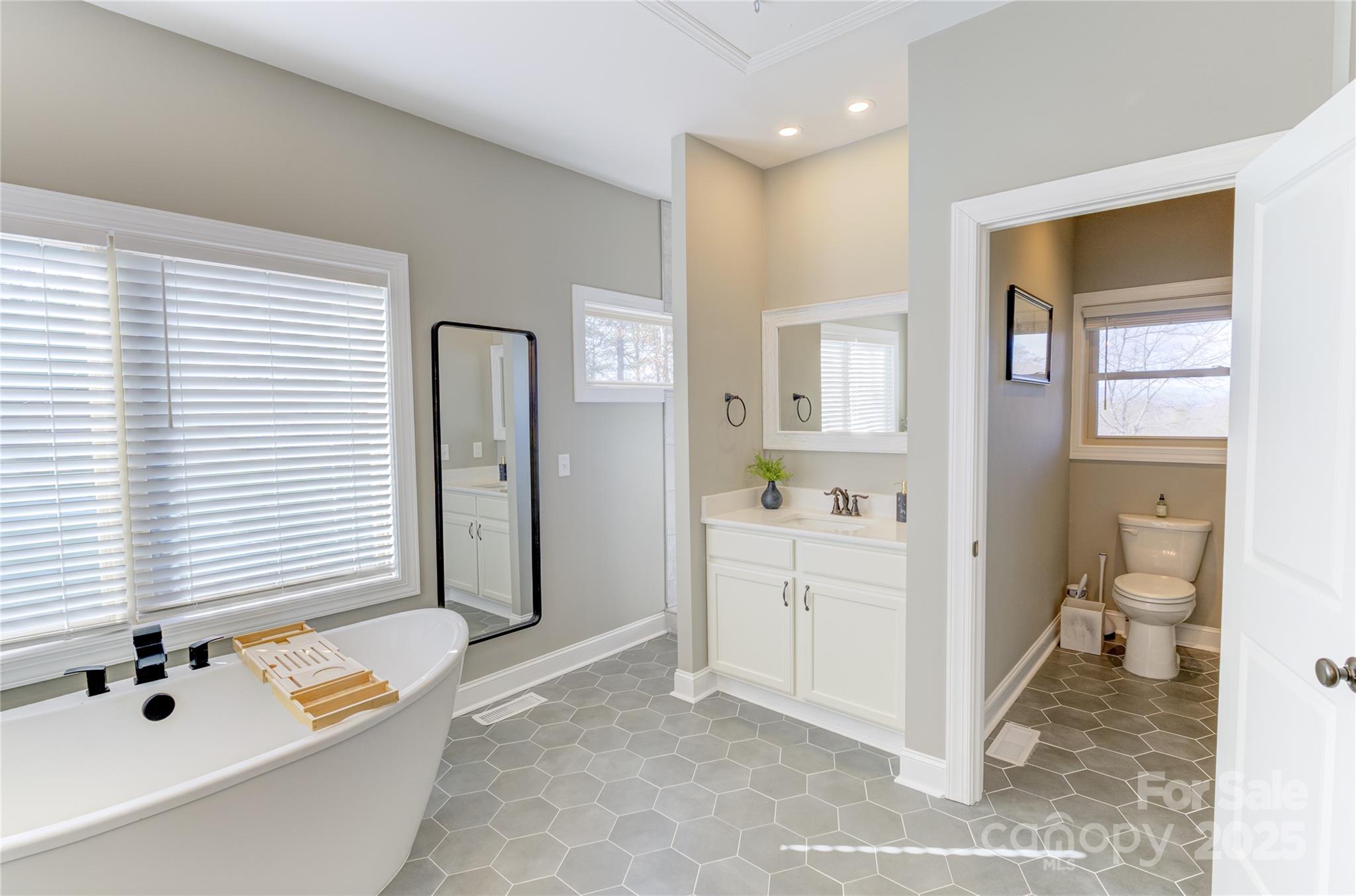 597 Aiken Road Asheville NC 28804