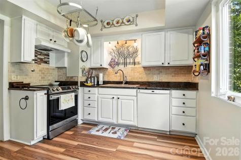 157 Whittington Ridge Drive Taylorsville NC 28681