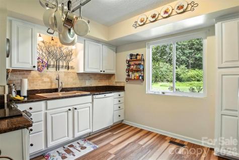 157 Whittington Ridge Drive Taylorsville NC 28681