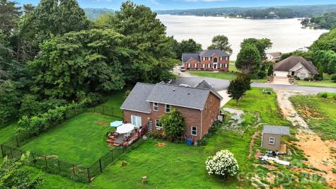 157 Whittington Ridge Drive Taylorsville NC 28681