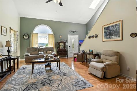 157 Whittington Ridge Drive Taylorsville NC 28681