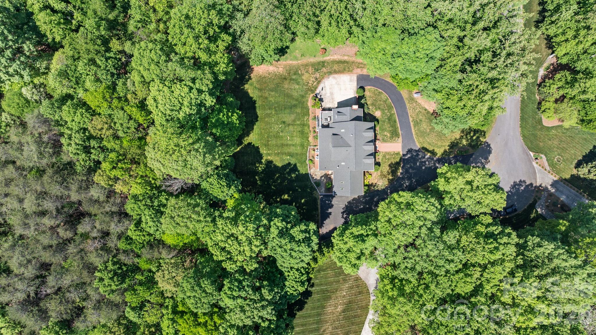 2953 Ninth Tee Drive Newton NC 28658