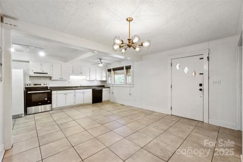 170 Birch Lane Arden NC 28704