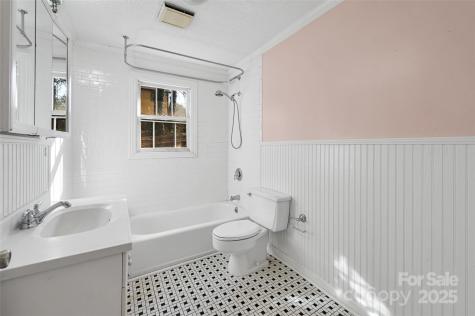 170 Birch Lane Arden NC 28704