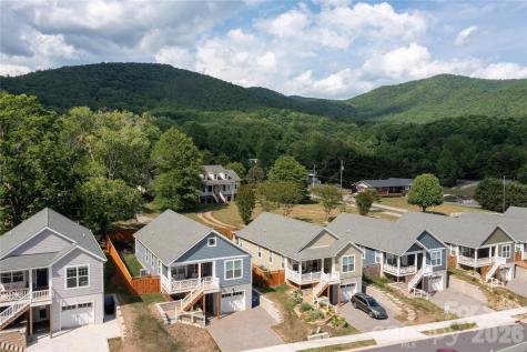 1108 Blueview Drive Black Mountain NC 28711