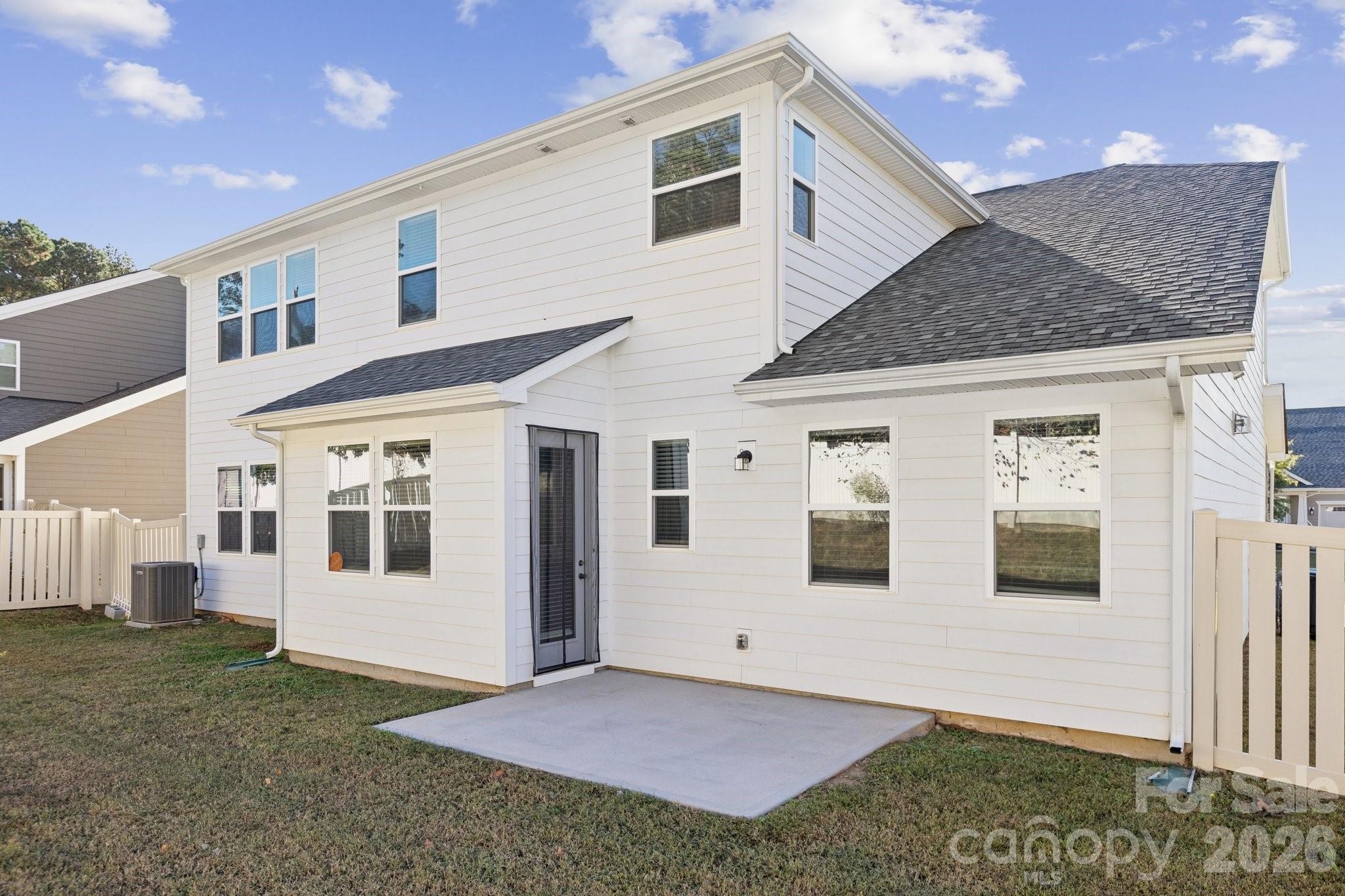 15311 Red Canoe Way Charlotte NC 28278