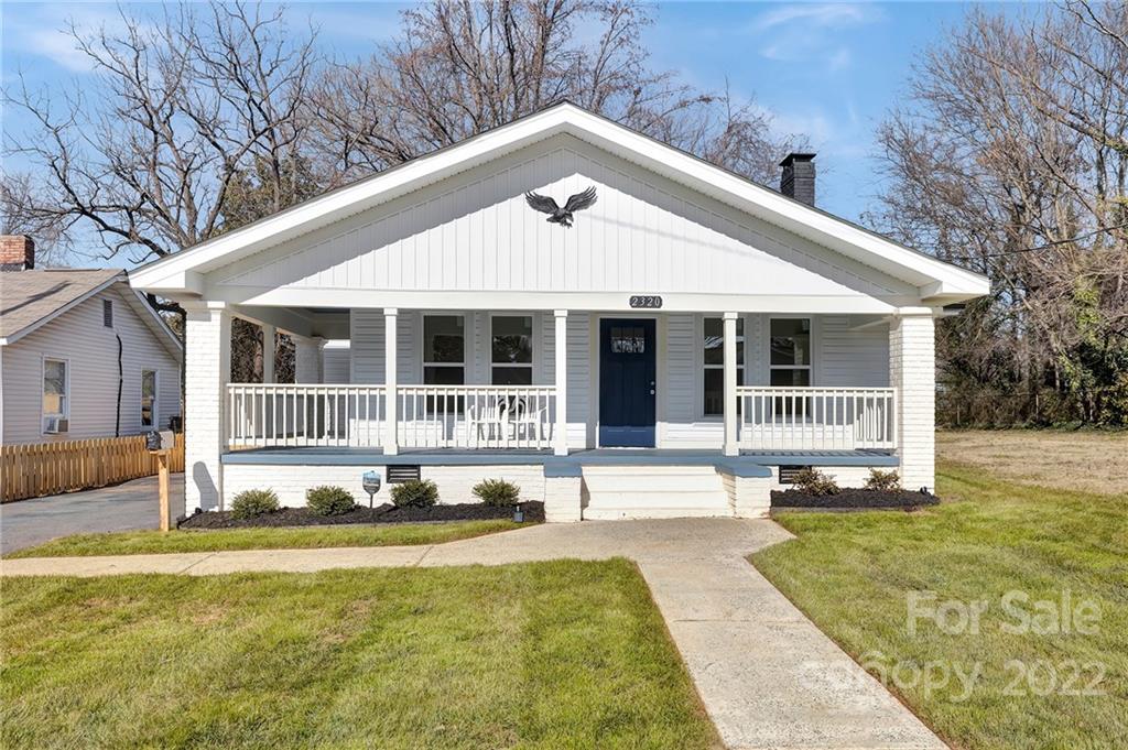 2320 Sanders Avenue Charlotte NC 28216