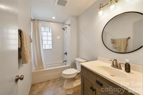 46 Mountain View Drive Arden NC 28704