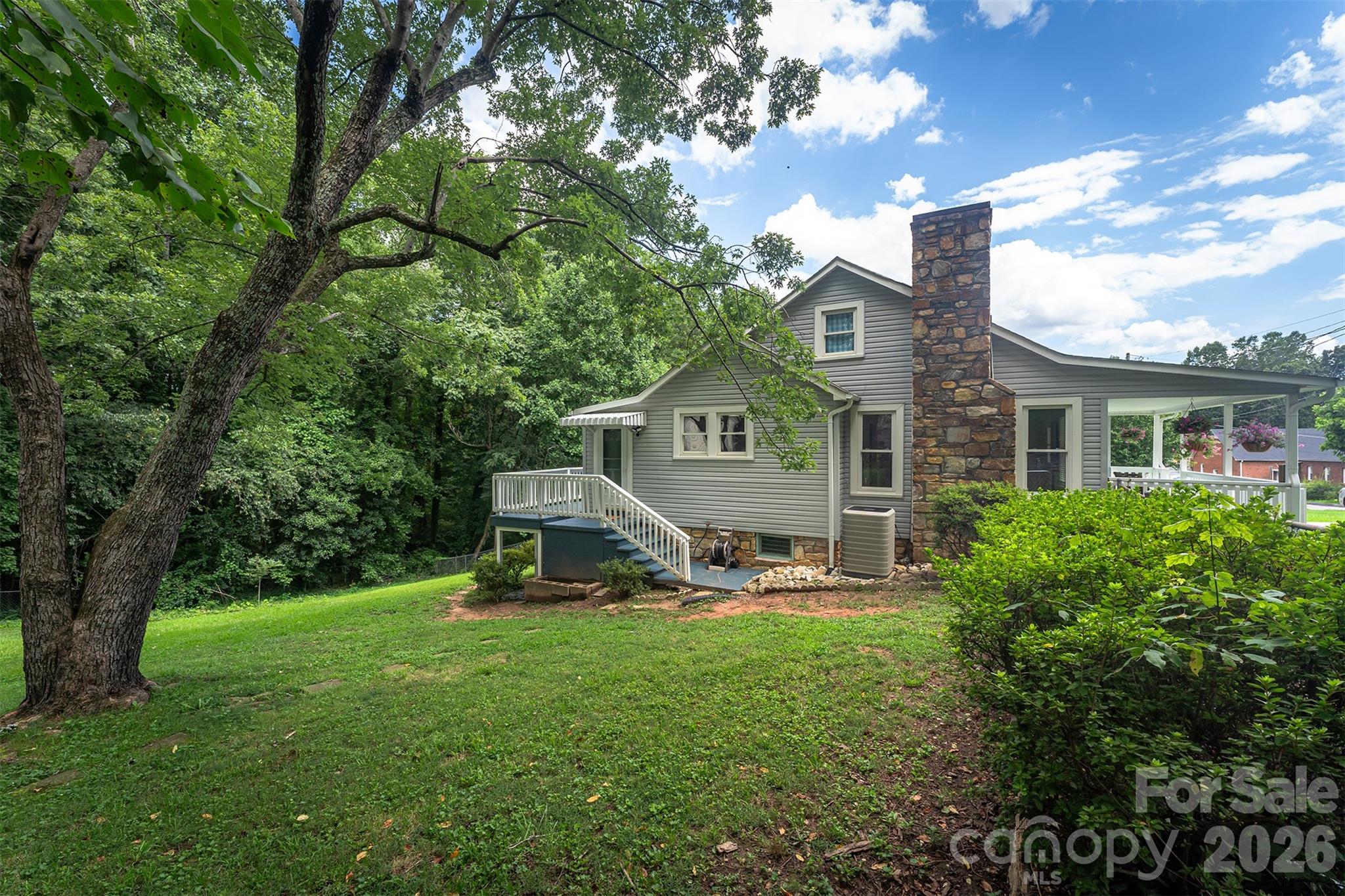 31 Tremont Street Marion NC 28752