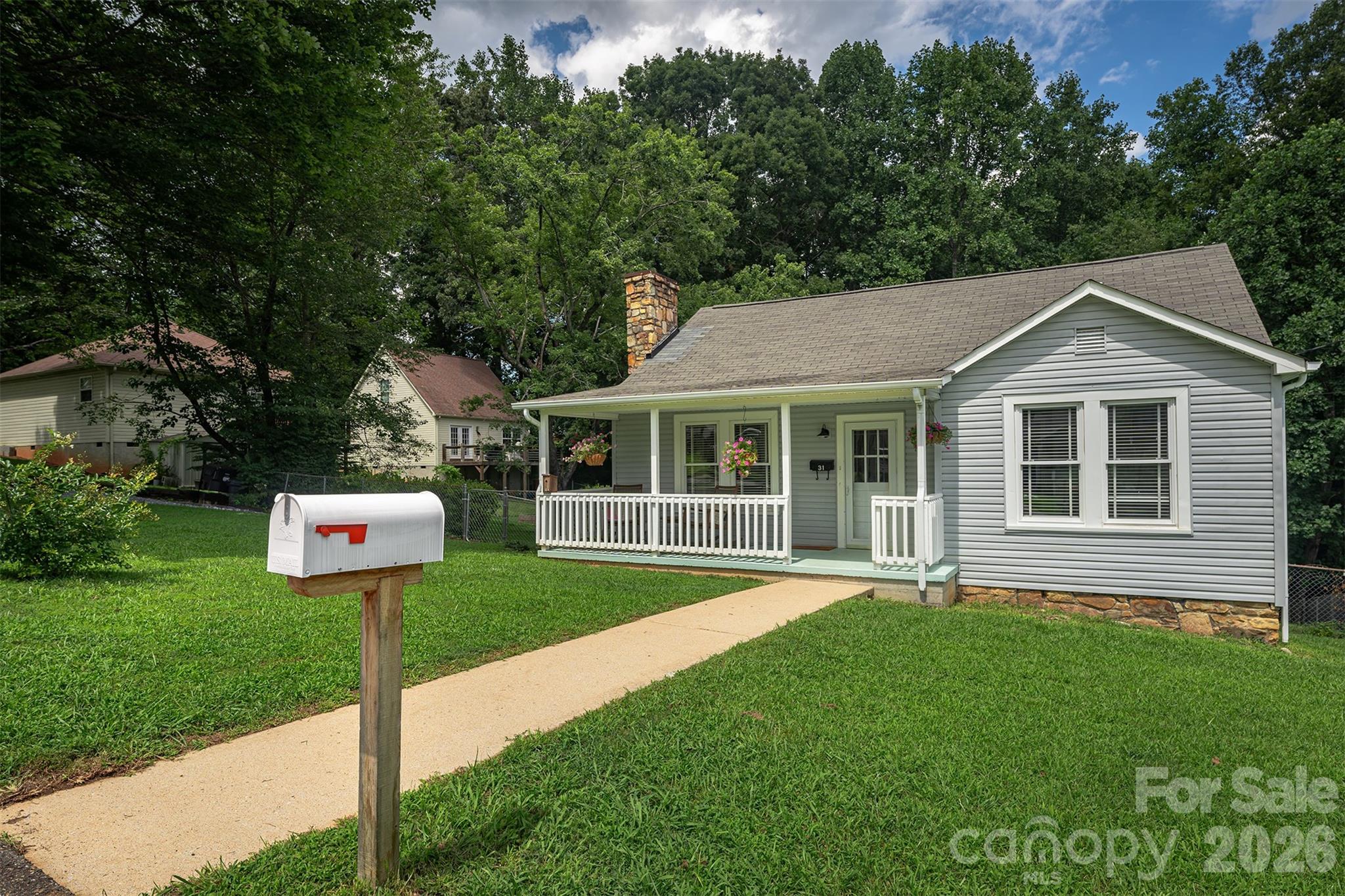 31 Tremont Street Marion NC 28752