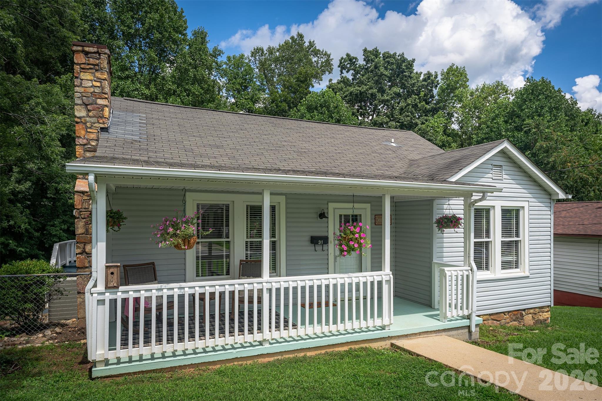 31 Tremont Street Marion NC 28752