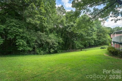 31 Tremont Street Marion NC 28752