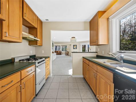 339 Beaverdam Road Asheville NC 28804