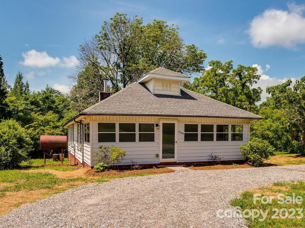 2589 Fay Jones Road Denver NC 28037