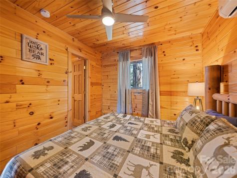 299 Blue Ridge Parkway Bryson City NC 28713