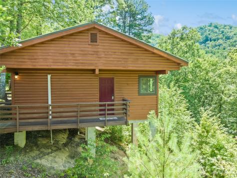 299 Blue Ridge Parkway Bryson City NC 28713