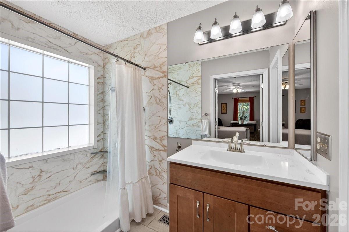 2534 Clearkirk Court Matthews NC 28105