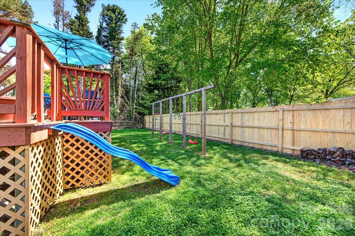 2534 Clearkirk Court Matthews NC 28105