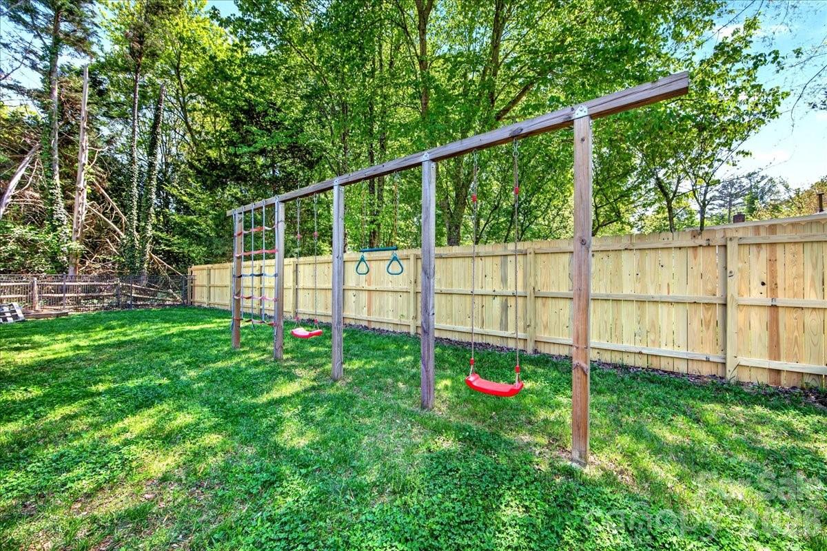 2534 Clearkirk Court Matthews NC 28105