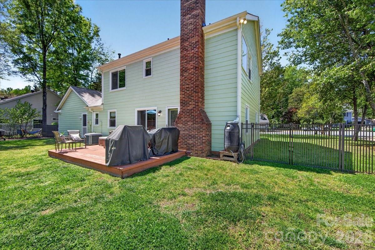 2534 Clearkirk Court Matthews NC 28105