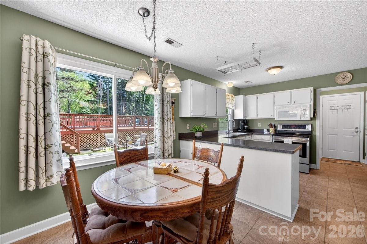 2534 Clearkirk Court Matthews NC 28105