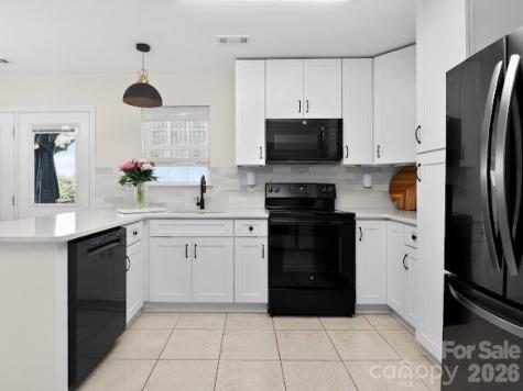 9715 Castle Terrace Court Charlotte NC 28215