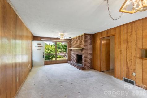 295 Bramlett Drive Waynesville NC 28785